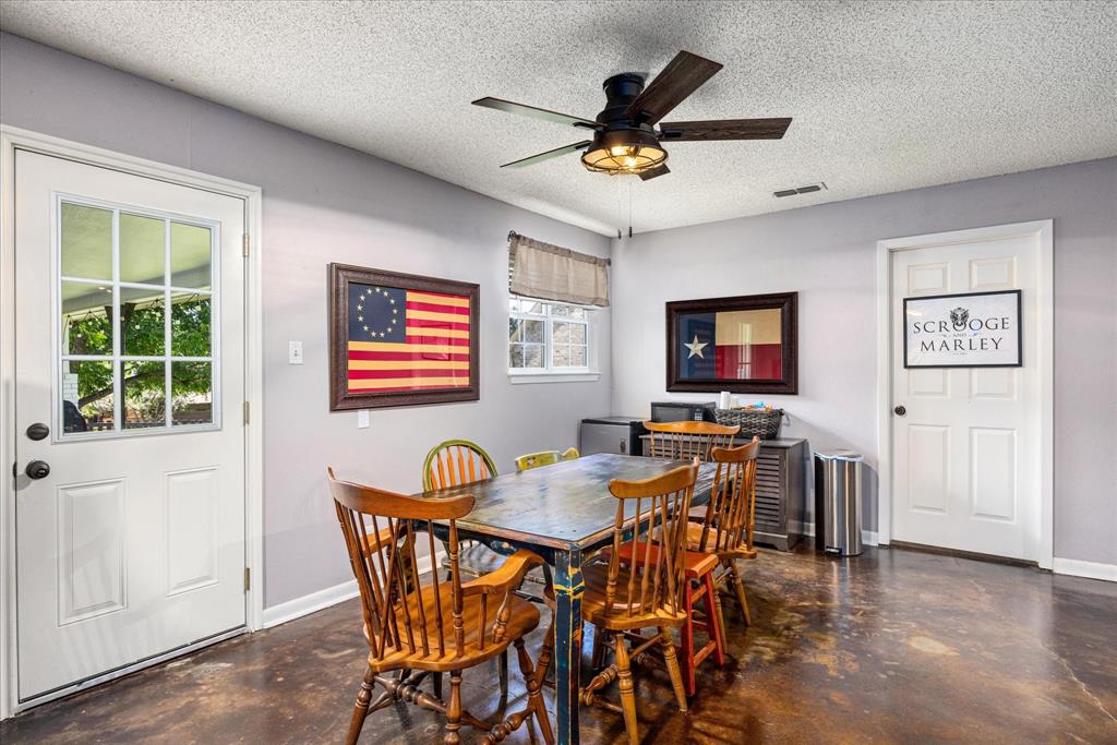 Decordova Bend Estate - Residential