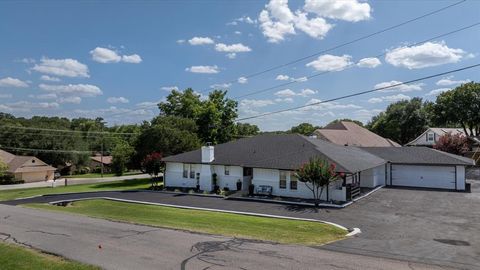 4112 Cimmaron Trail Granbury TX 76049