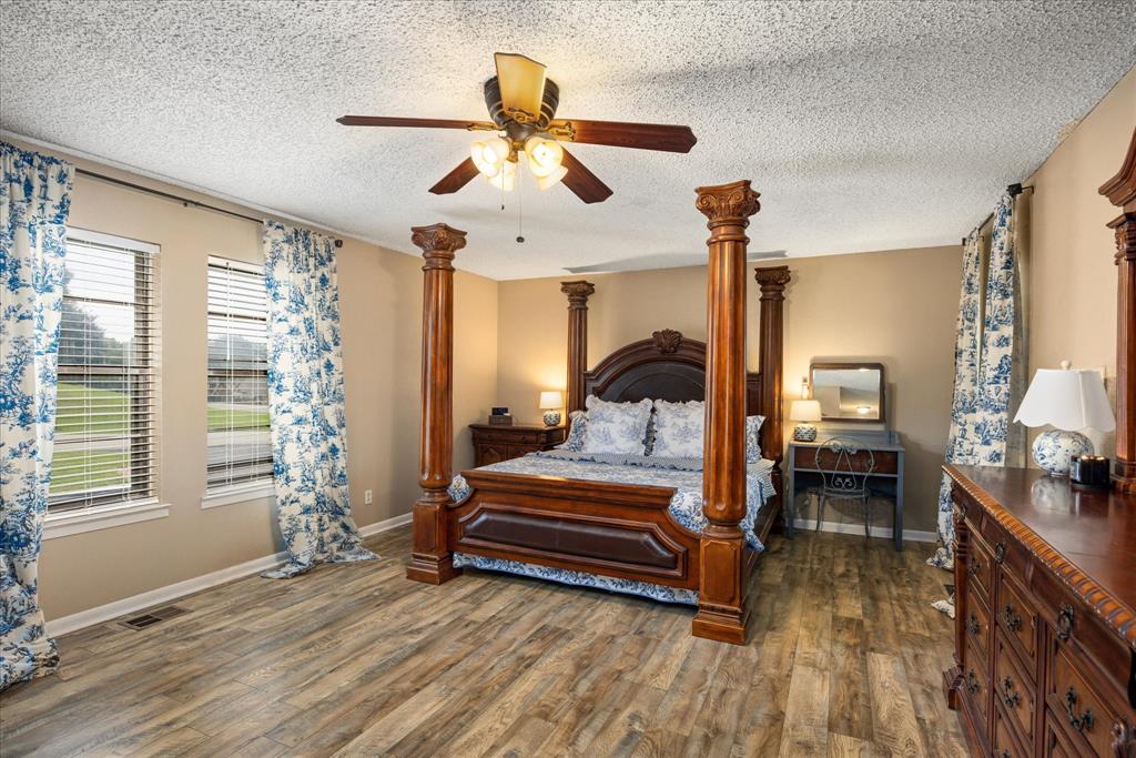 Decordova Bend Estate - Residential