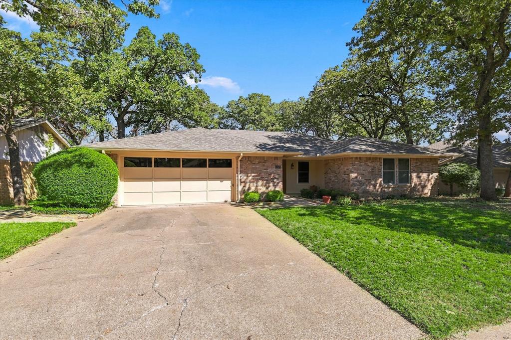 212 Heneretta Drive