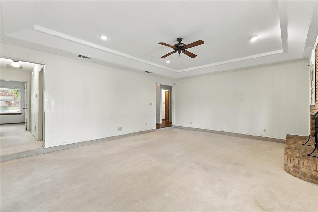 212 Heneretta Drive