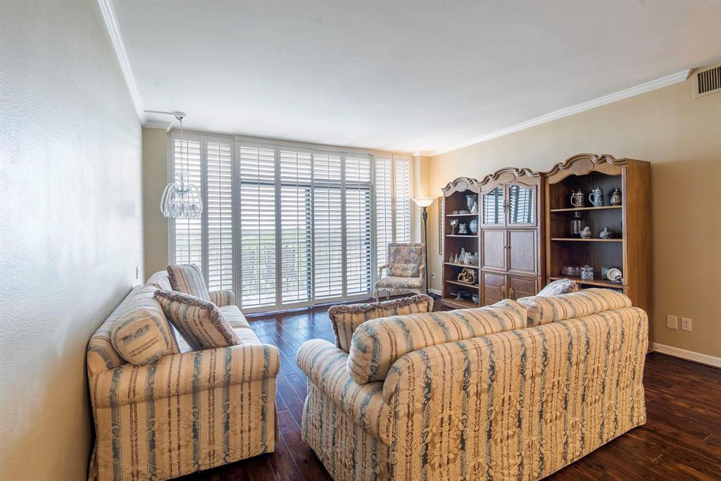 Bonaventure Condo - Residential