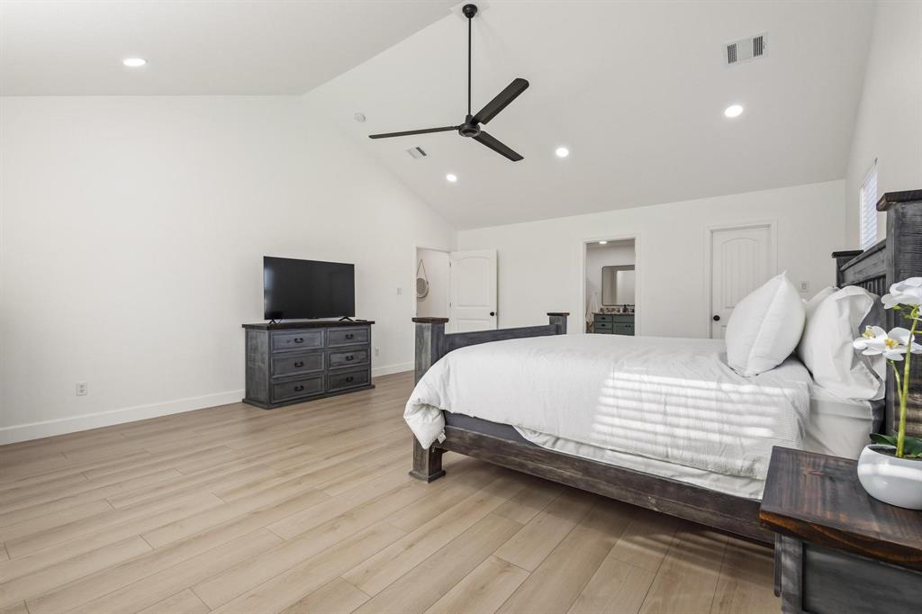 Simmons Shores - Residential