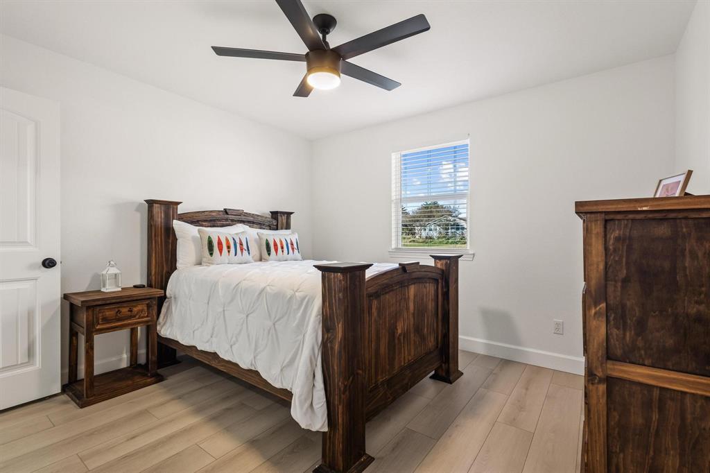 Simmons Shores - Residential