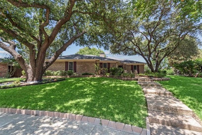 3233 Chimneyrock Drive Plano TX 75023