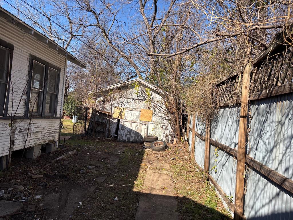 East We Go - Residential