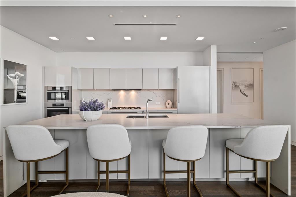 Museum Tower Condo - Residential