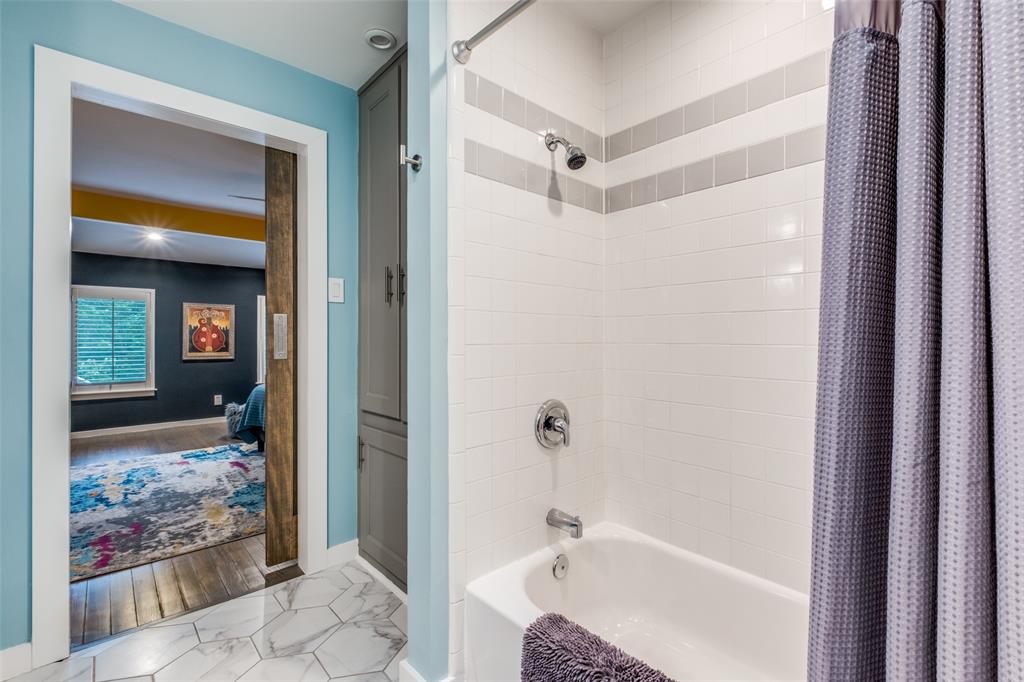 4231-4233 Travis Ave Condos - Residential