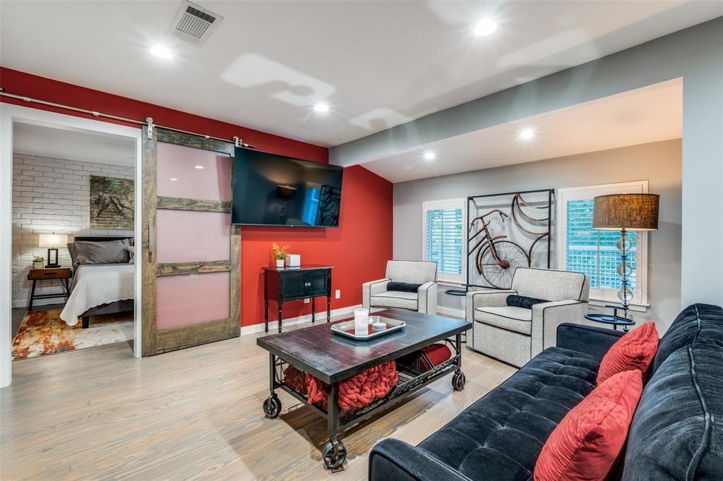 4231-4233 Travis Ave Condos - Residential