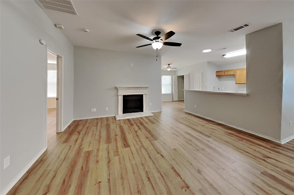 Photo of 641 Mallard Drive, Saginaw, TX 76131 (MLS # 21391822)