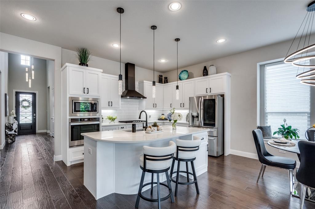 4728 Sunnybrook Drive