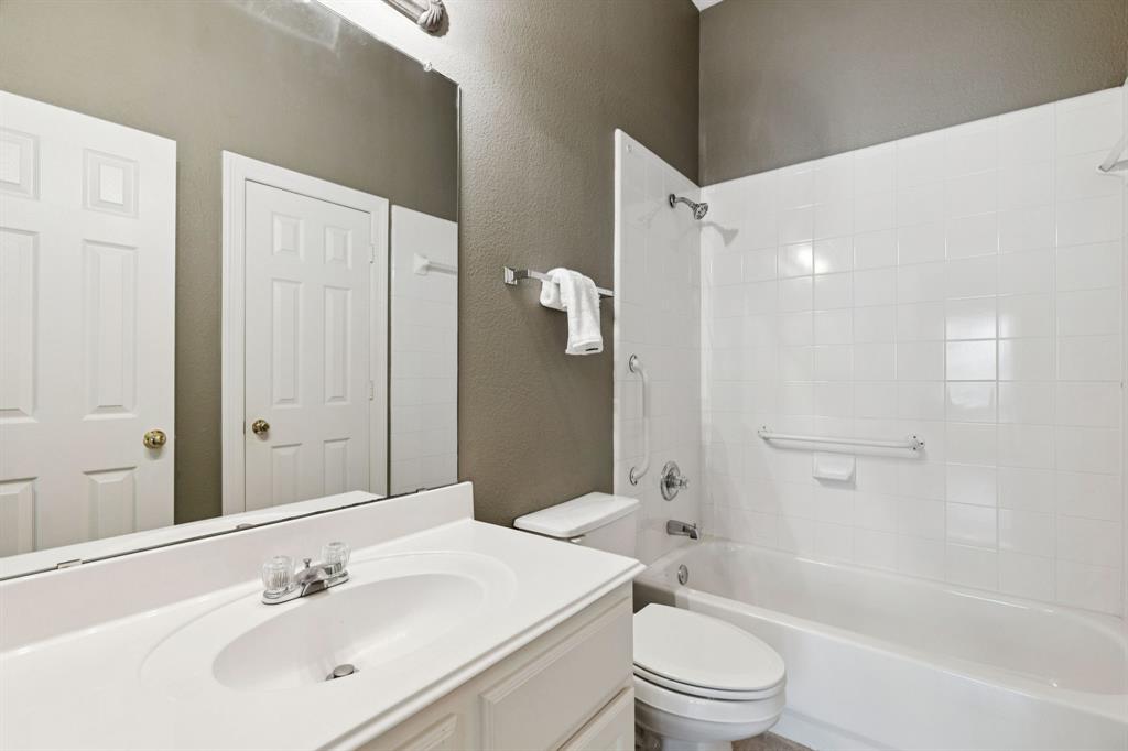 Wyndsor Grove - Residential