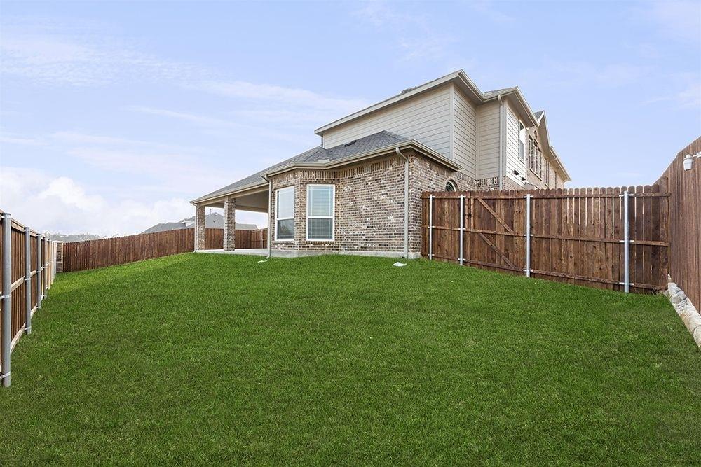 2610 White Plains Drive