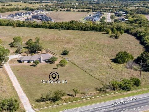 Photo of 10492 US Highway 69, Trenton, TX 75490 (MLS # 21086152)