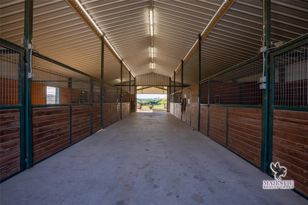 A0359 HARGRAVE JOHN & A0990 R F NESBITT - Residential