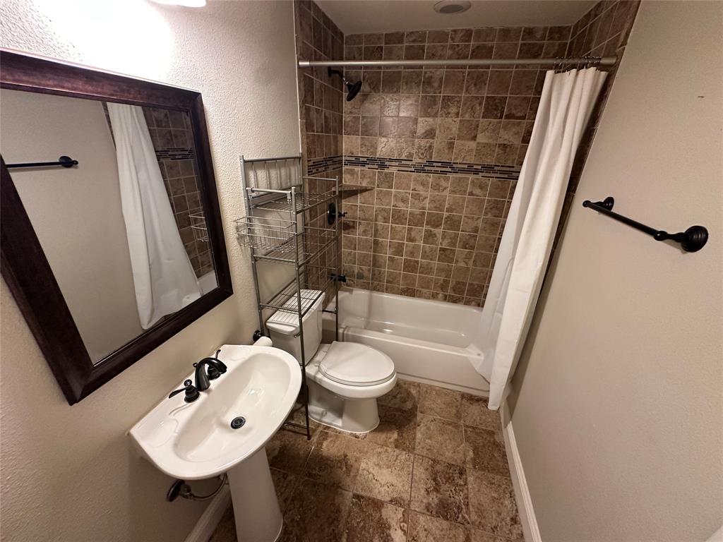 Coral Hills - Residential Lease