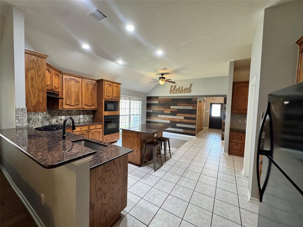 8312 Riverwalk Trail