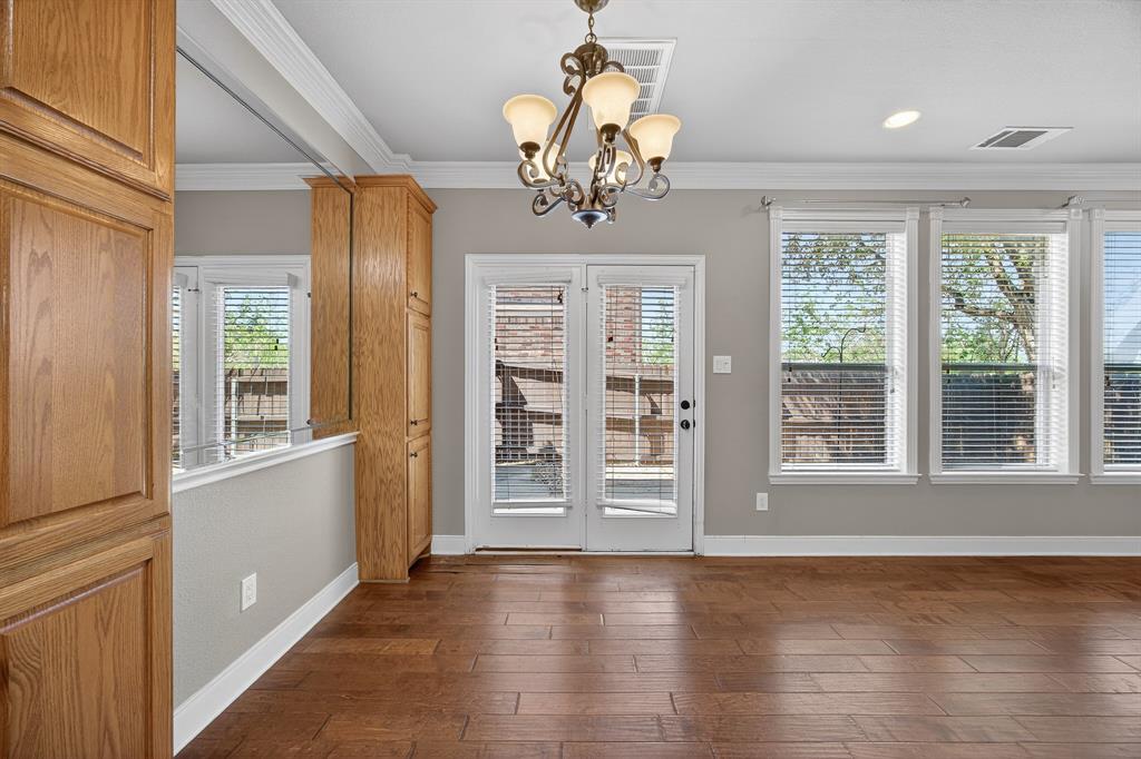 Townhomes Of Camp Wisdom - Residential