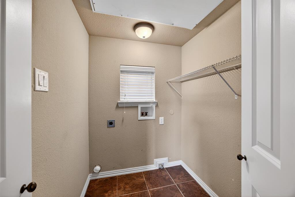 Townhomes Of Camp Wisdom - Residential