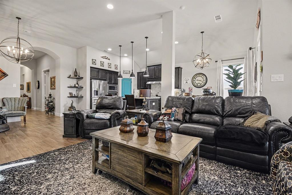 9924 Bitterroot Drive