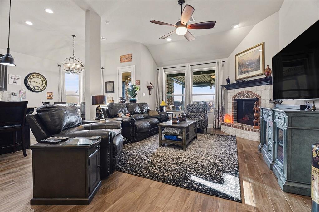 9924 Bitterroot Drive