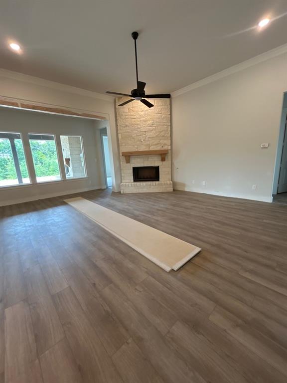 903 Perrin Lane