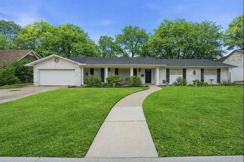 8120 Bangor Drive Benbrook TX 76116