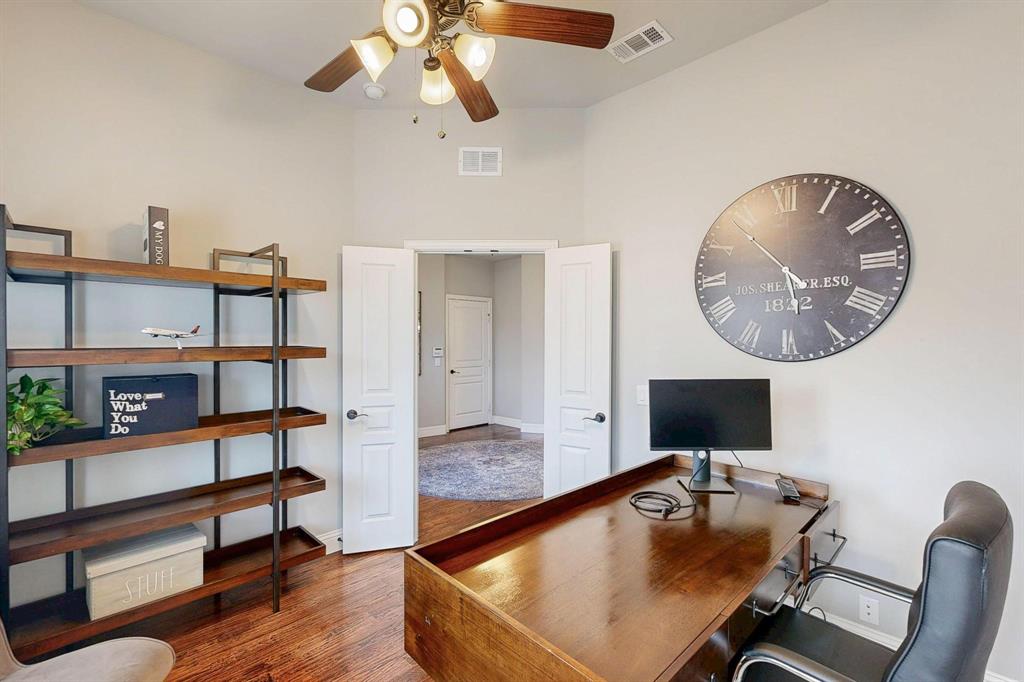 908 Dove Haven Drive
