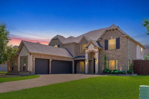 932 E Danbury Drive DeSoto TX 75115