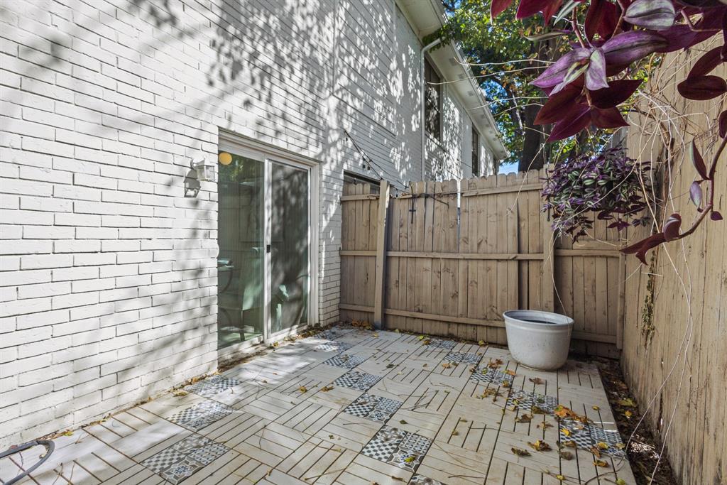 Throckmorton Place Condo - Residential