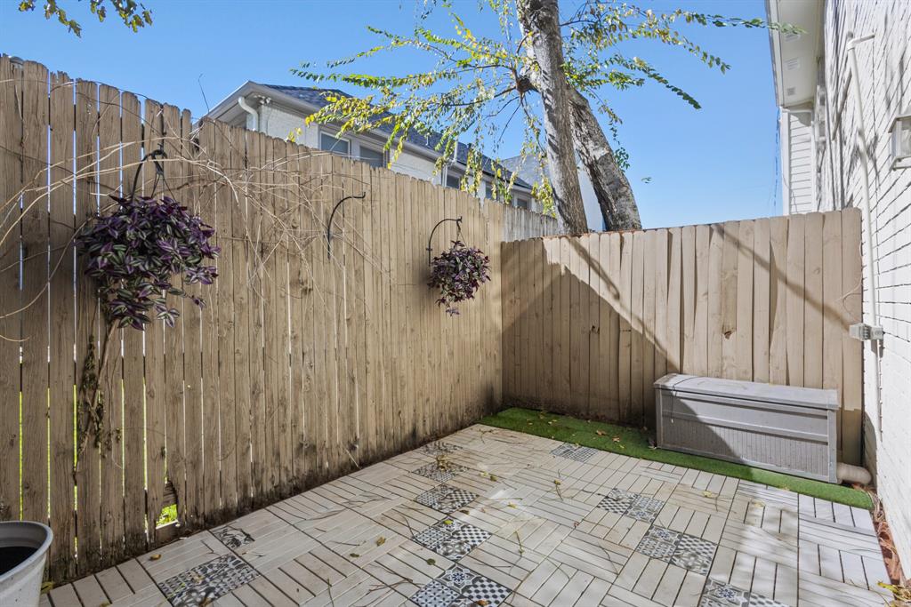 Throckmorton Place Condo - Residential