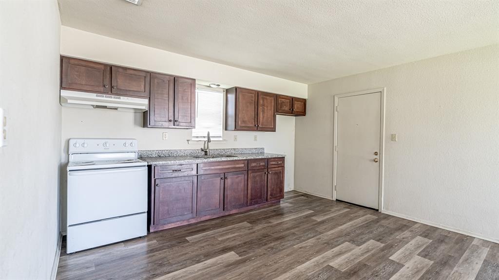 Pelican Bay Tenth Filing - Residential