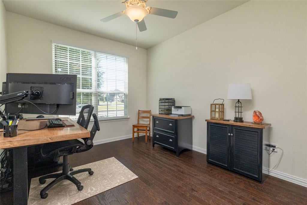 2504 Wallingford Drive