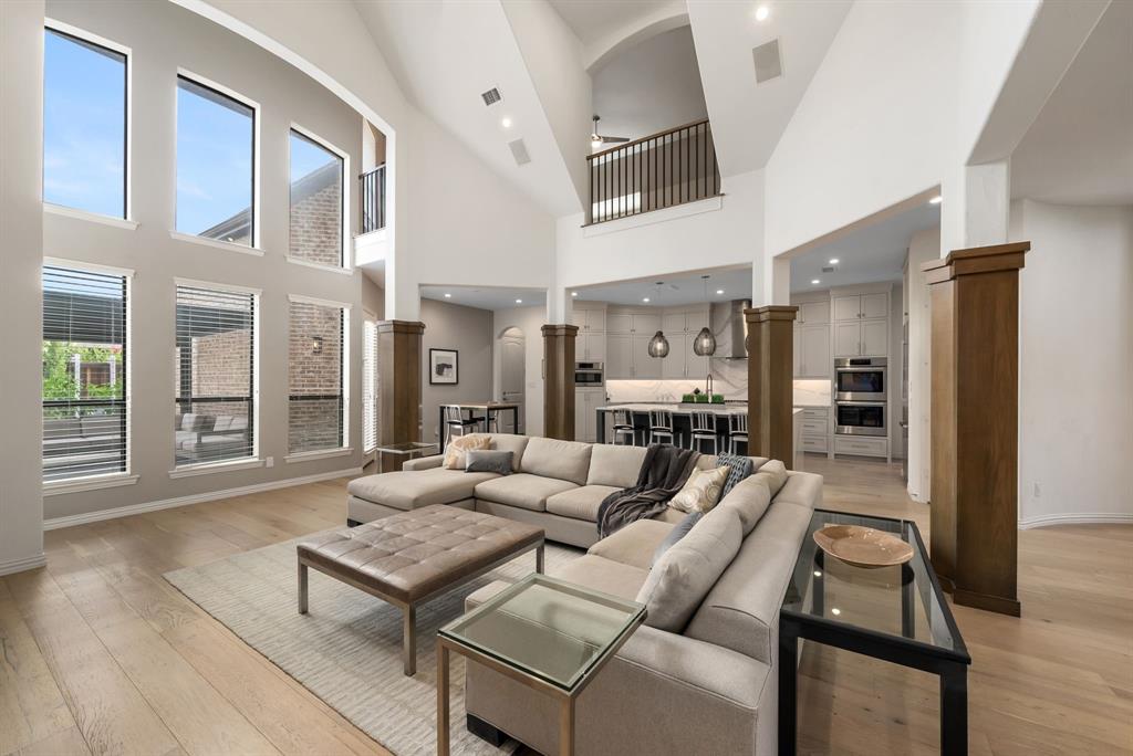 2689 Dearborn Lane