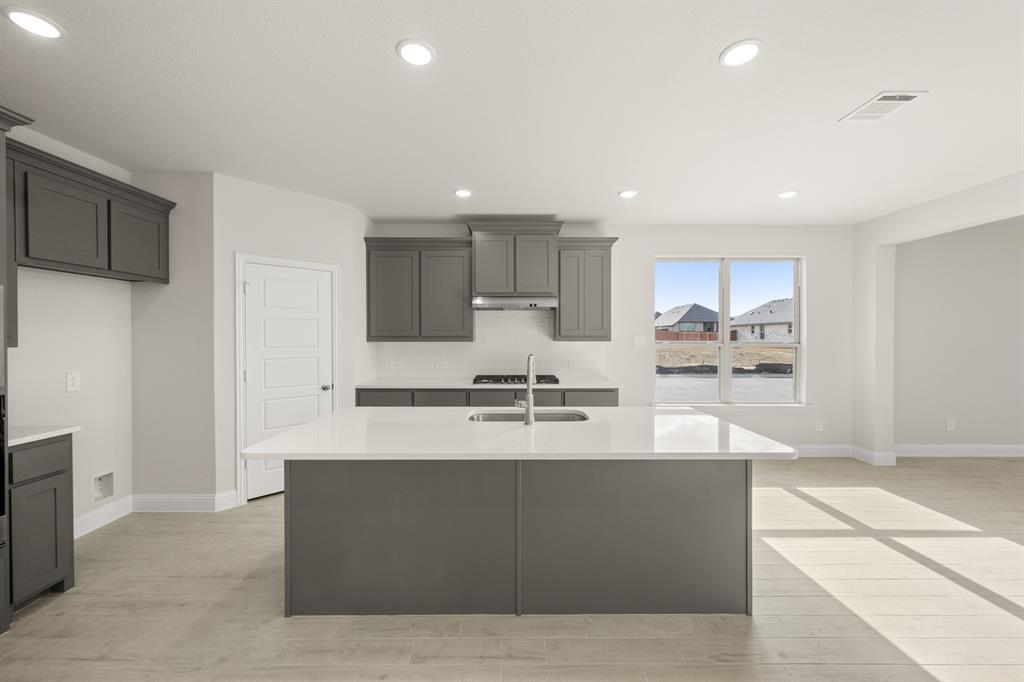 1101 Worthington Drive