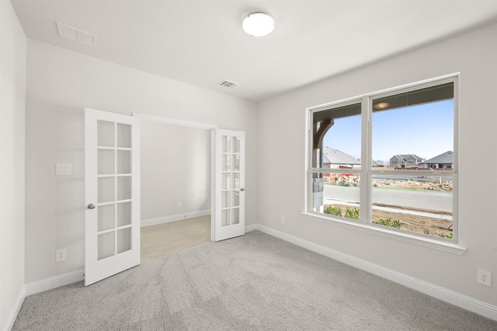 1101 Worthington Drive