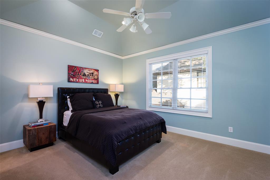 Royal Crest - Residential