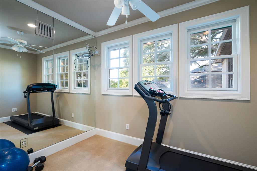 Royal Crest - Residential