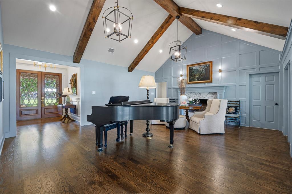 J Strickland Surv Abs 187 - Residential