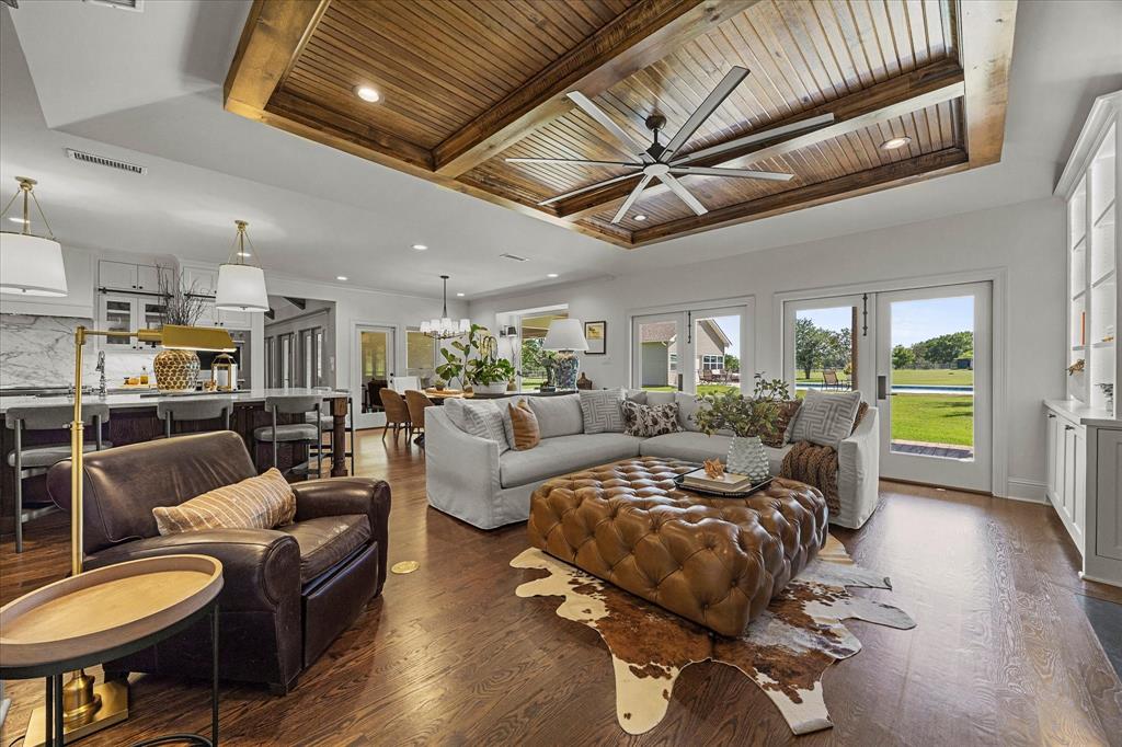 J Strickland Surv Abs 187 - Residential