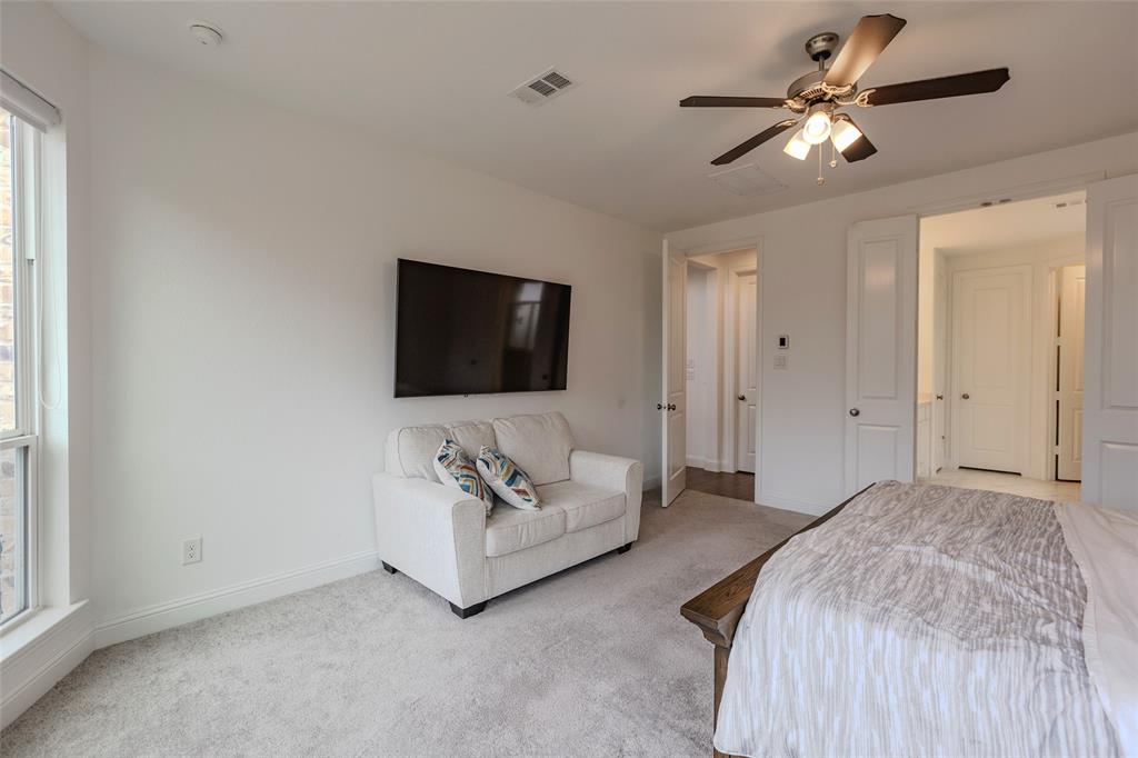 Castle Hills Ph 10 Lewisvil - Residential