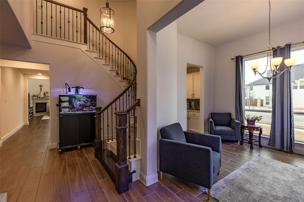 Castle Hills Ph 10 Lewisvil - Residential