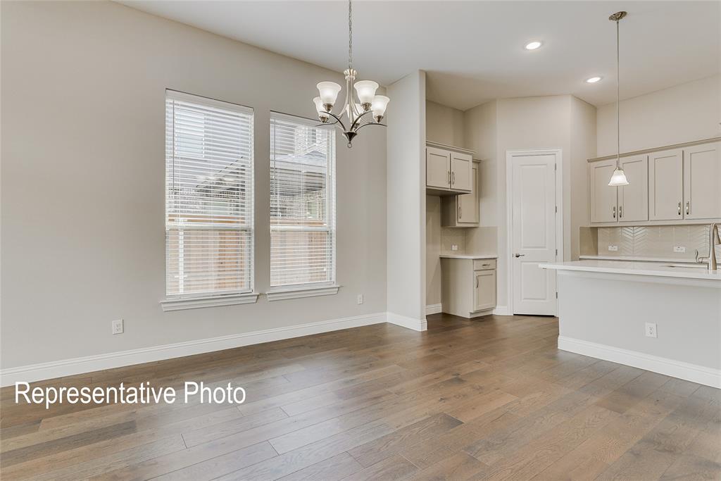 1804 Tree House Trail