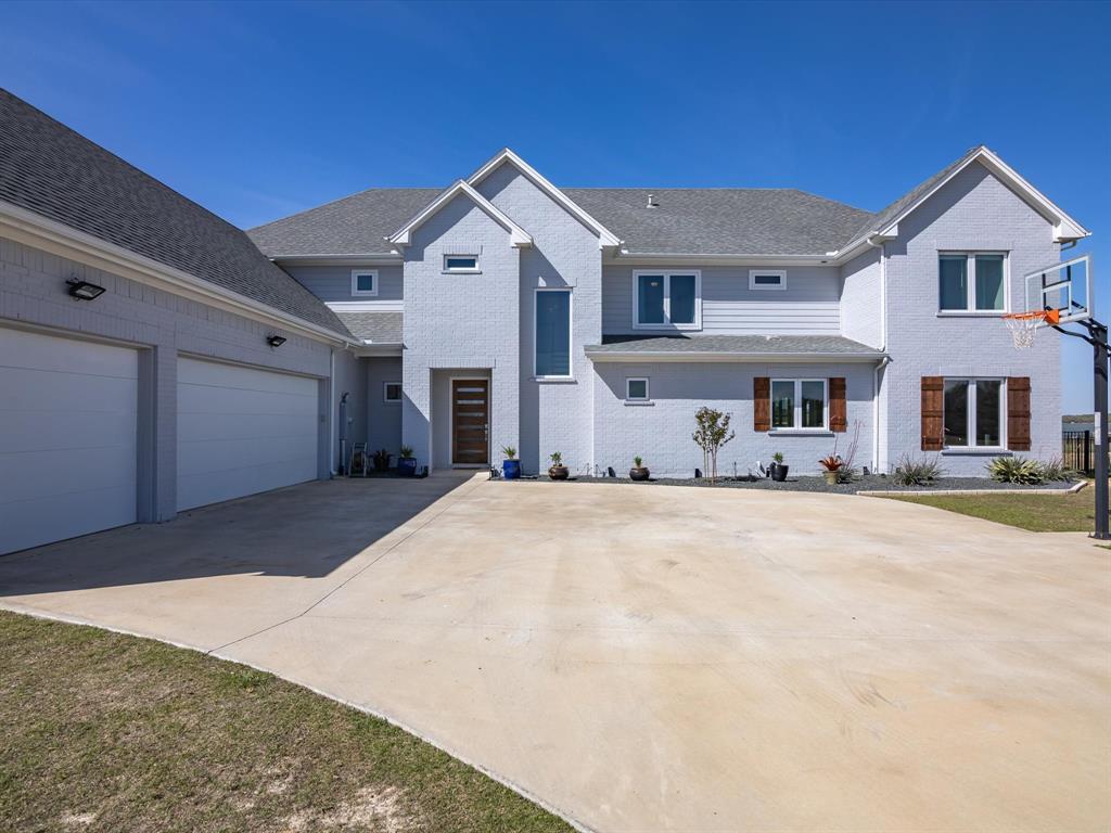 Laguna Bay - Residential