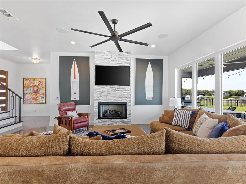 Laguna Bay - Residential