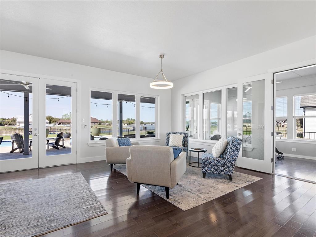 Laguna Bay - Residential