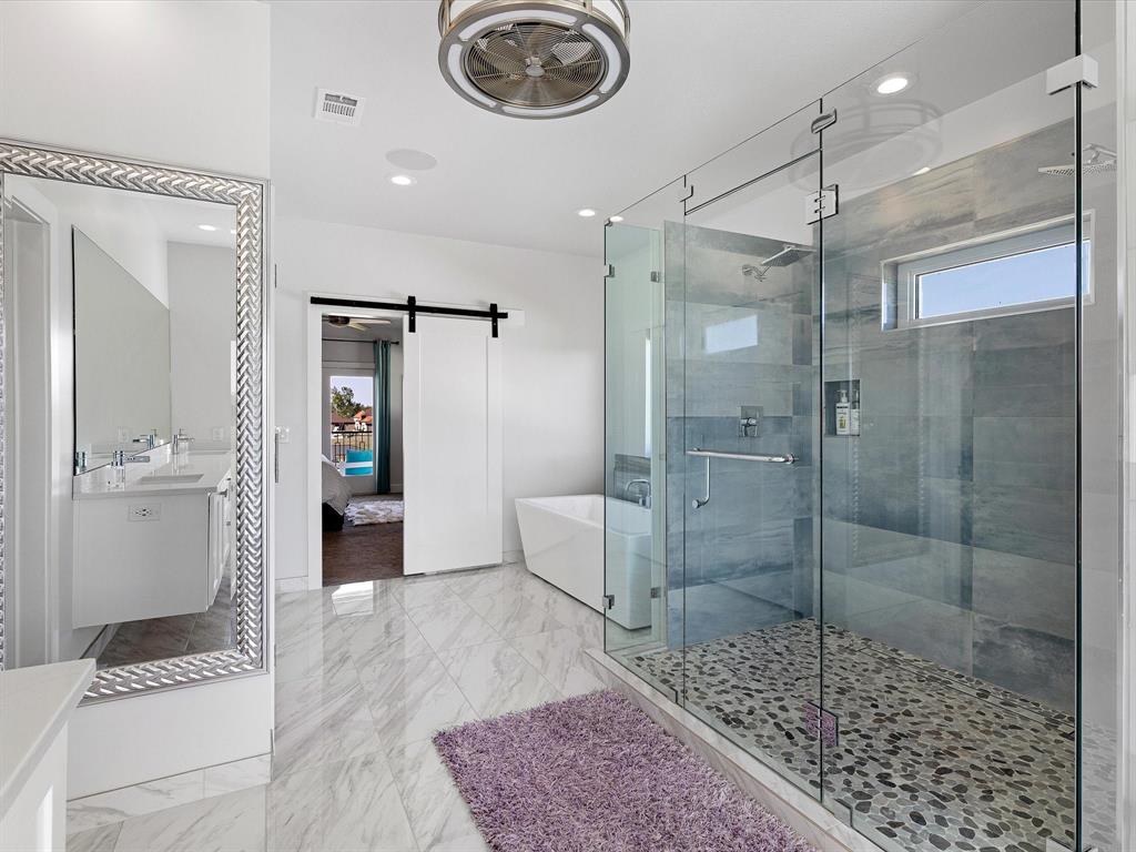 Laguna Bay - Residential