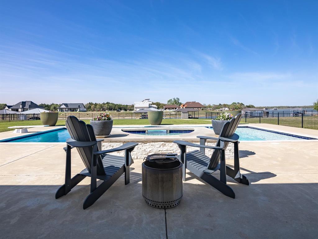 Laguna Bay - Residential