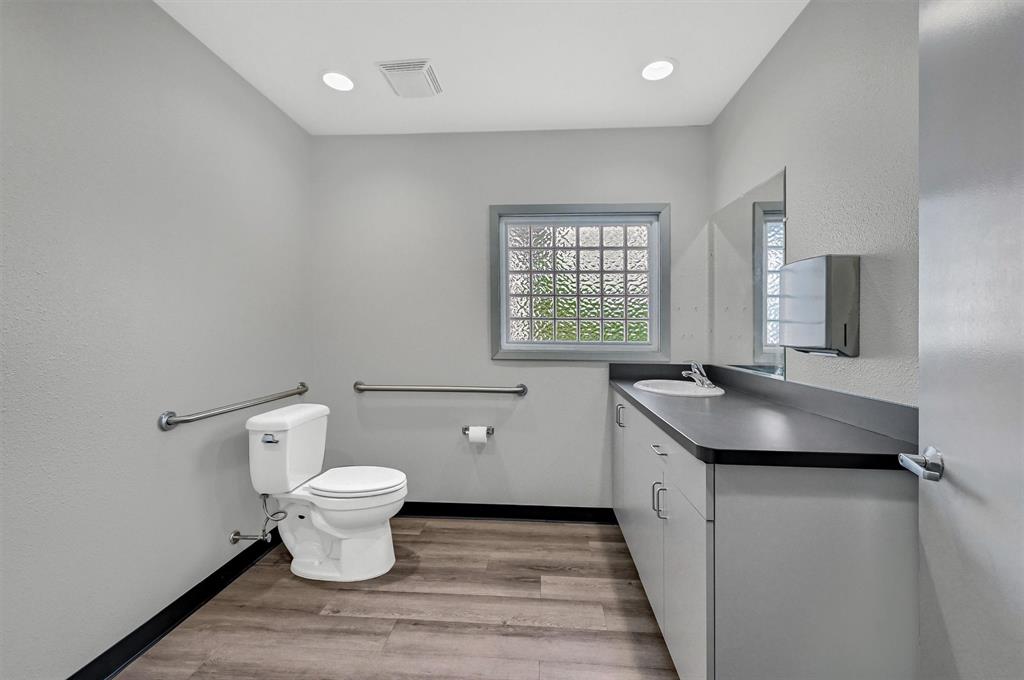 Texoma Dermatology Clinic Add - Commercial Sale