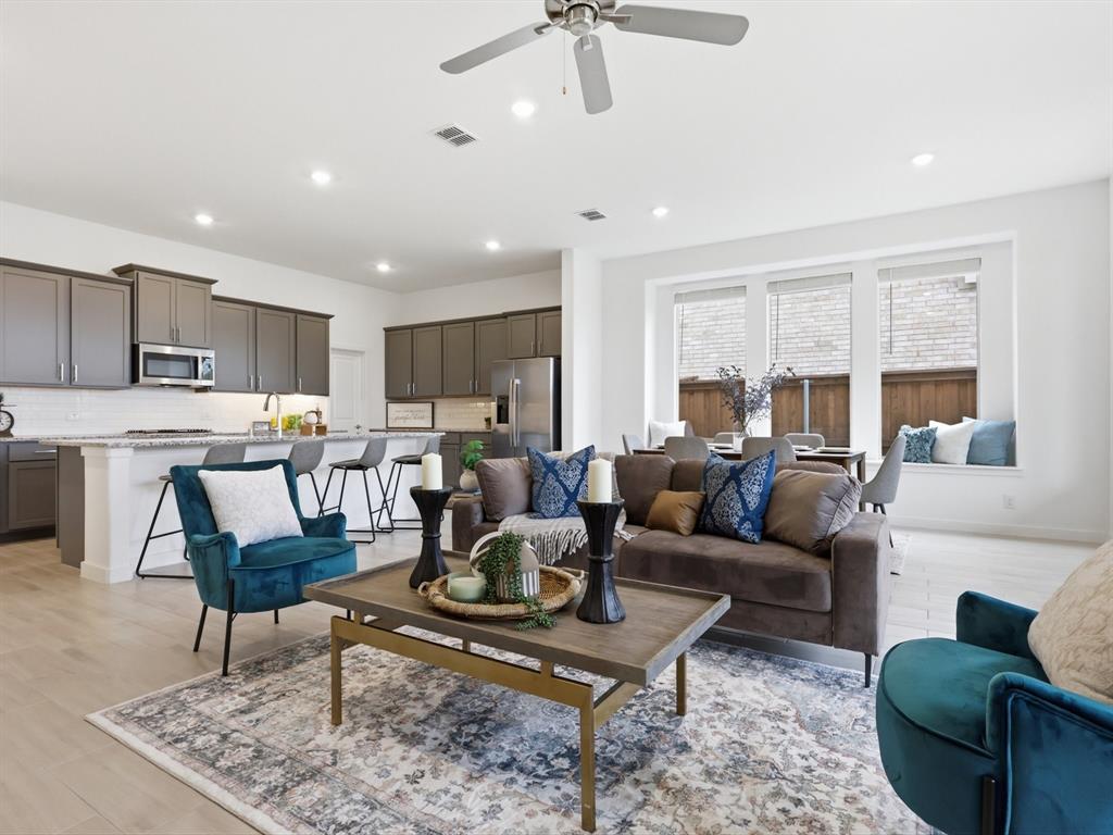 541 Breeds Hill Road